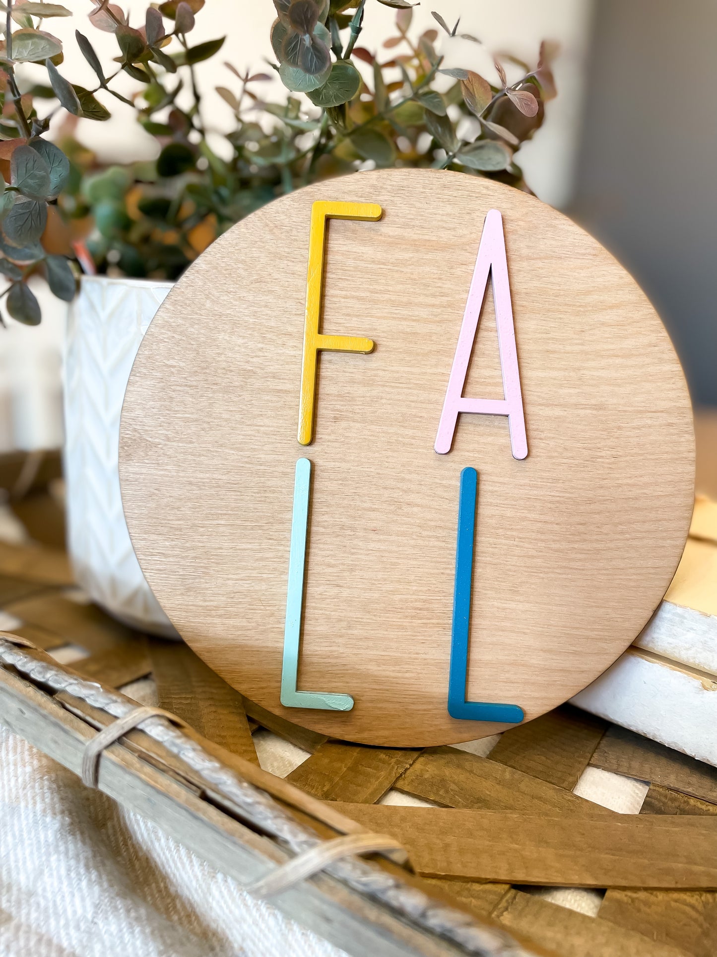 Fall round sign