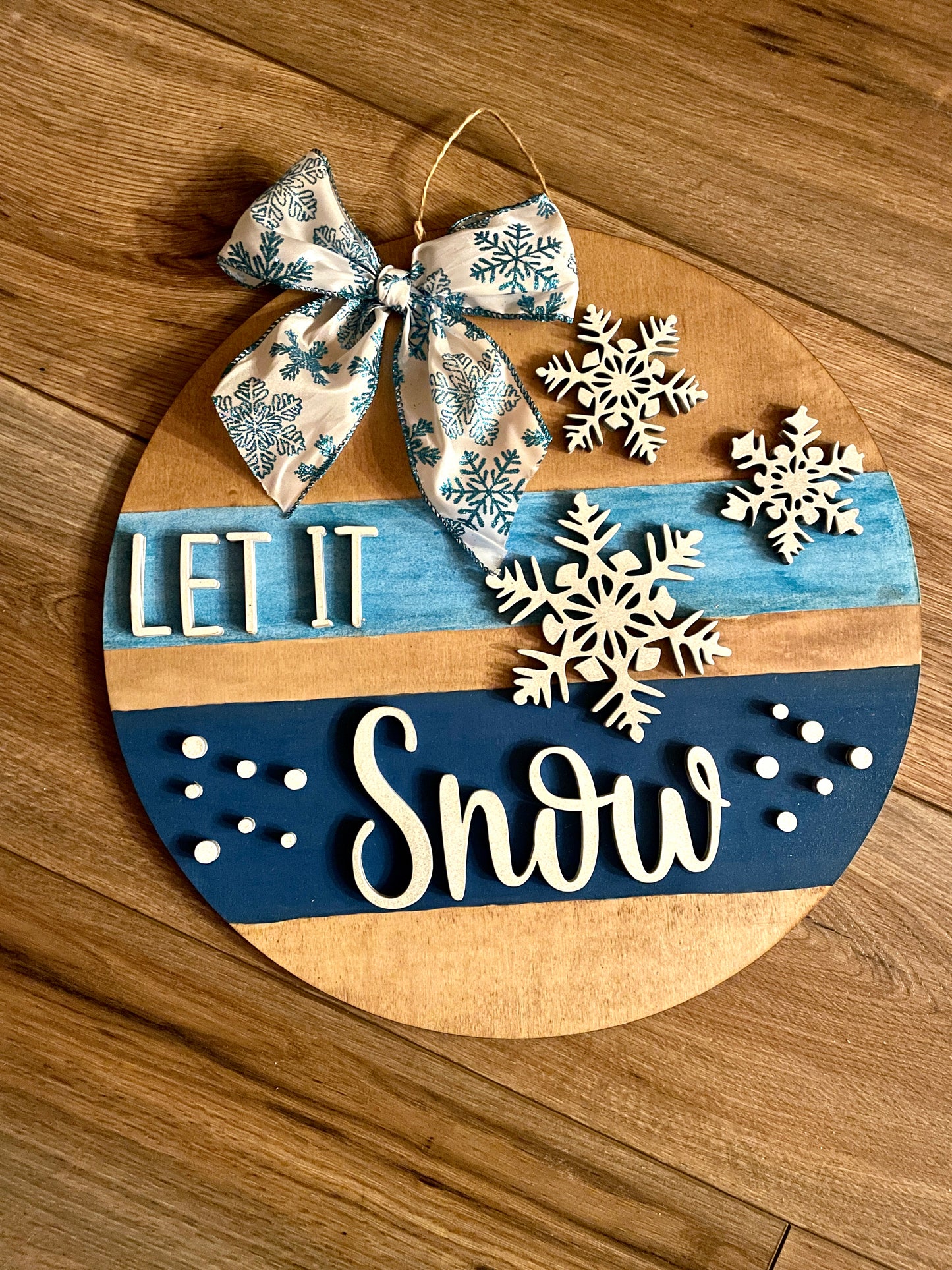 Let it snow round sign