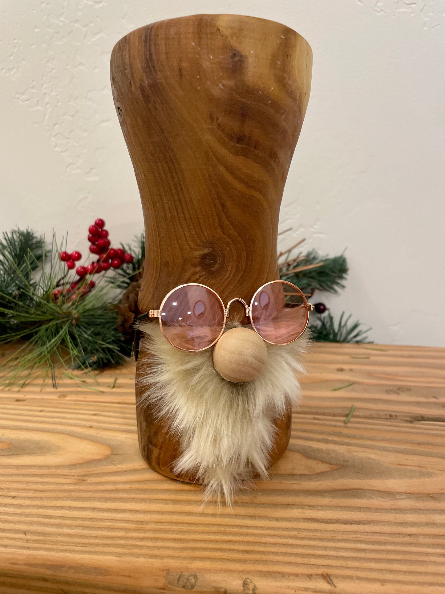 Gnome with glasses
