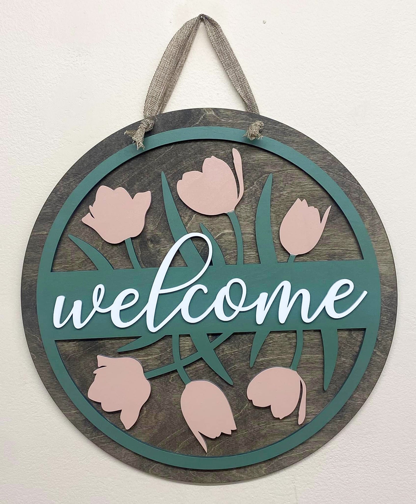 Tulips welcome round sign