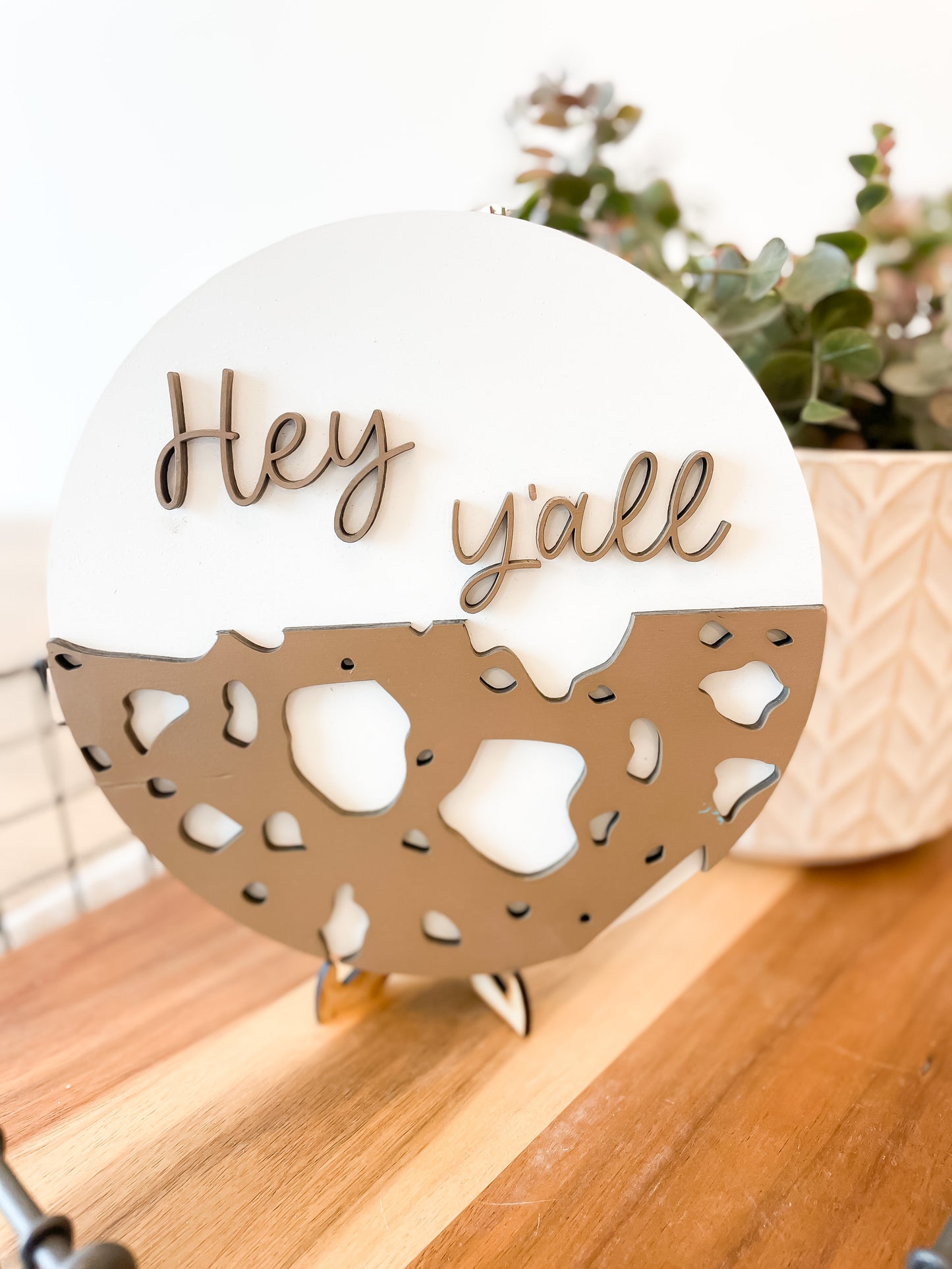 Cowhide Welcome Round Signs