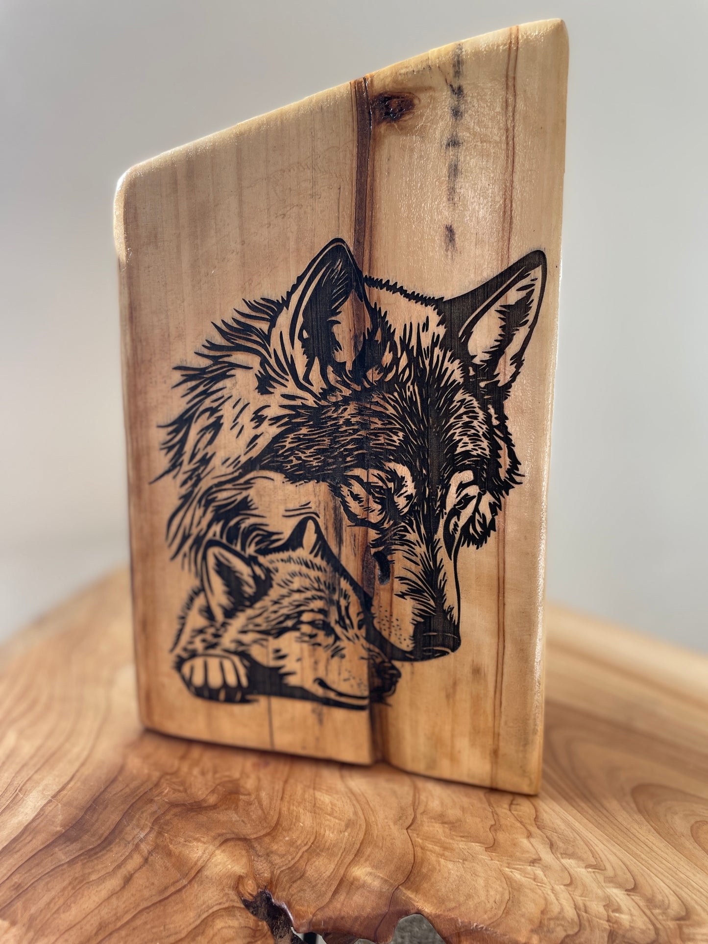 Wolf Log Engraving