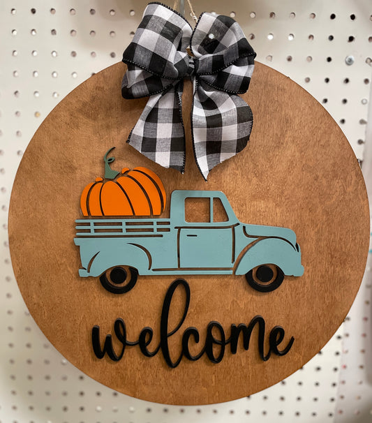 Welcome Fall Truck Round Sign