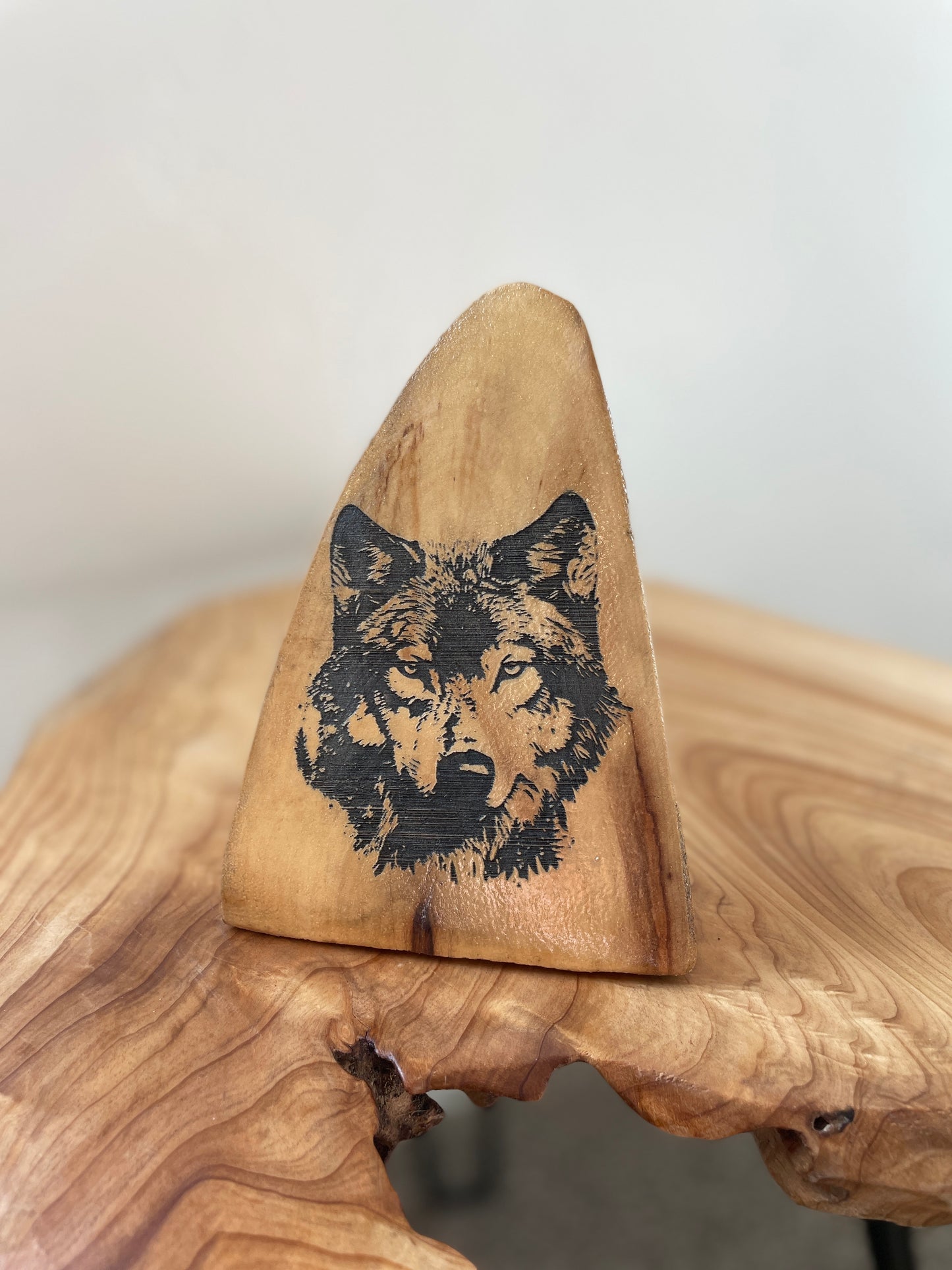 Wolf Log Engraving